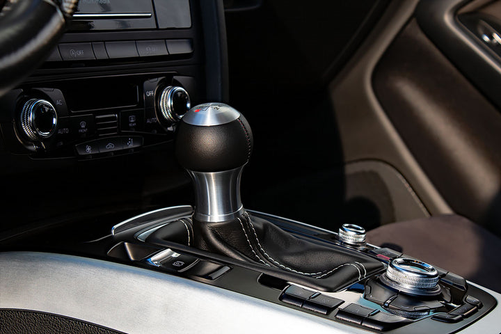 GT1 Custom shift knob